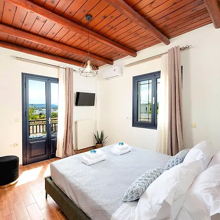 Grey Grand Private Pool Вилла Ханья