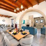 Vila Grey Grand Private Pool Chania (Crete)