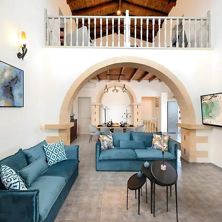 Grey Grand Private Pool חאניה